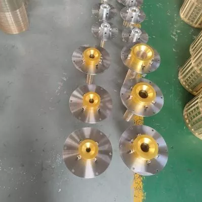 Cabezal de extrusión de tubos